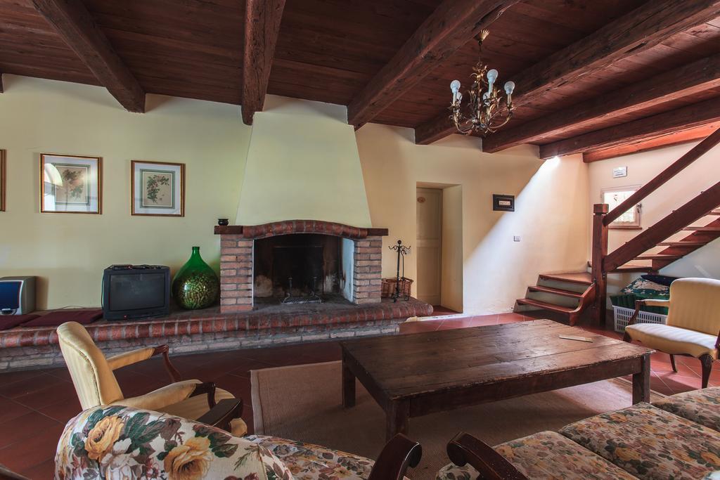 포를리 Agriturismo Il Pettirosso 게스트하우스 외부 사진