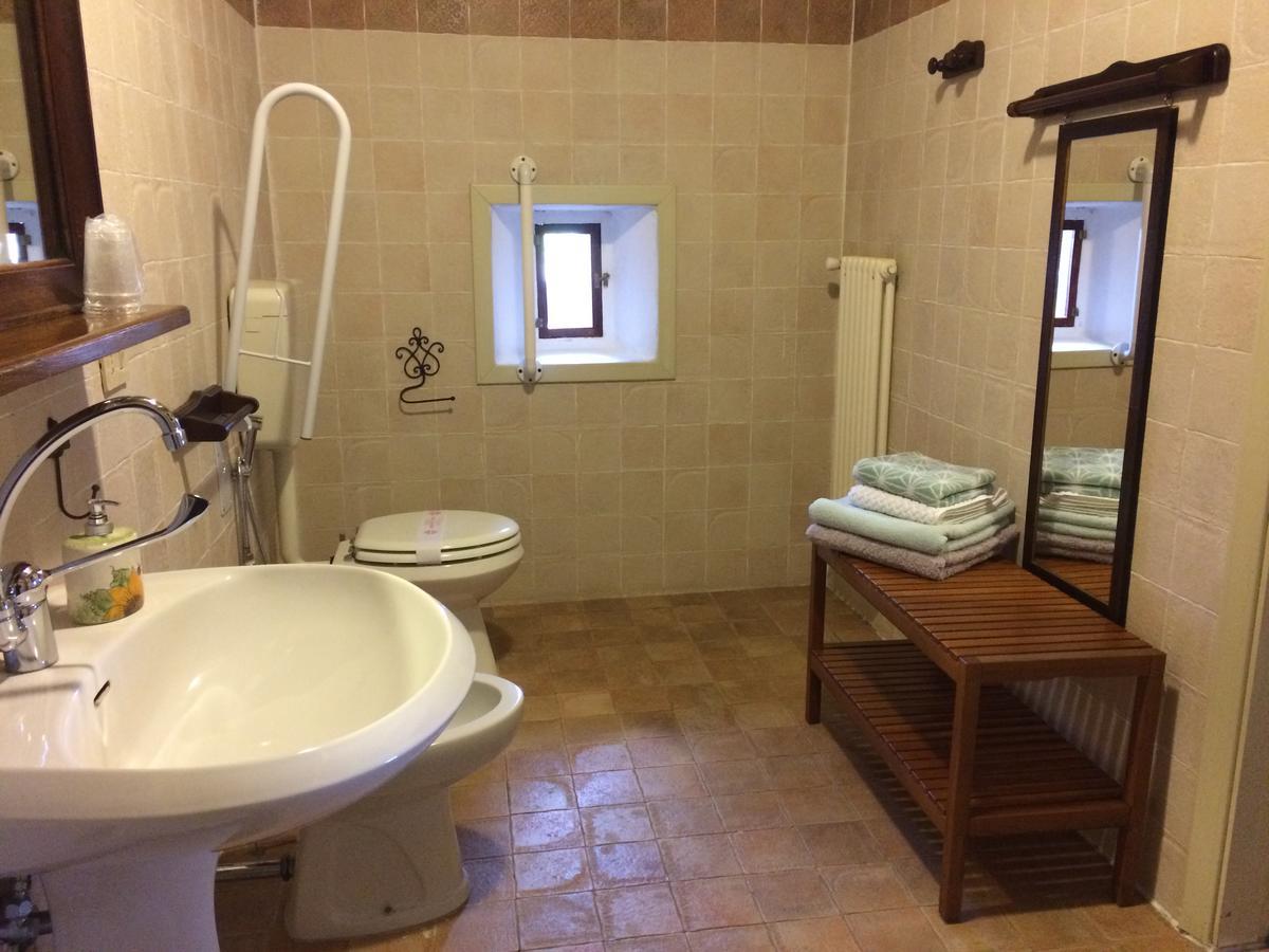 포를리 Agriturismo Il Pettirosso 게스트하우스 외부 사진